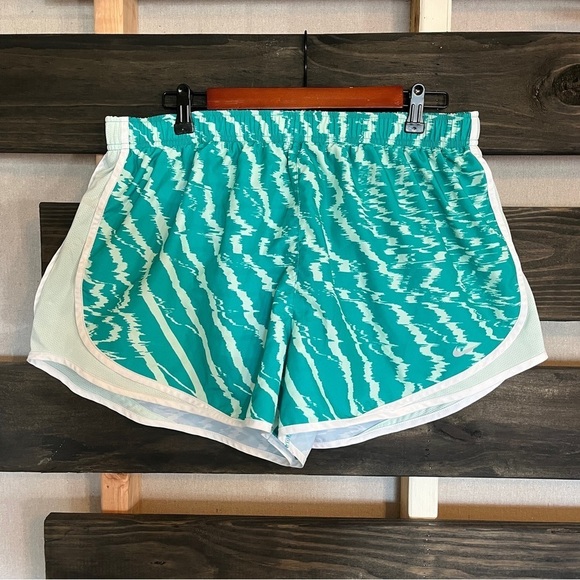 Nike dri-fit tribal print running shorts - Picture 1 of 7